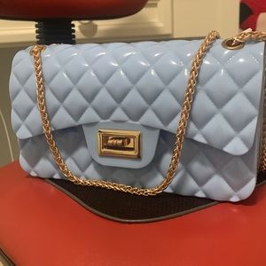Mini quilted chain shoulder bag